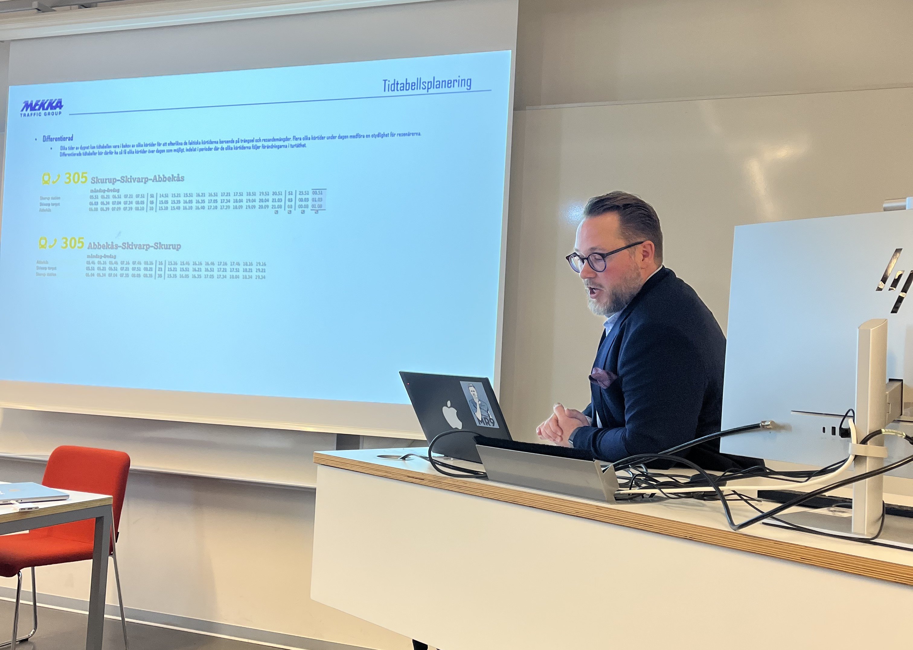 As part of the Optibus Academy, Johan Järpell, Chief Traffic Planner at Bergkvarabuss, presents insights into how planning practices are applied in real-world settings