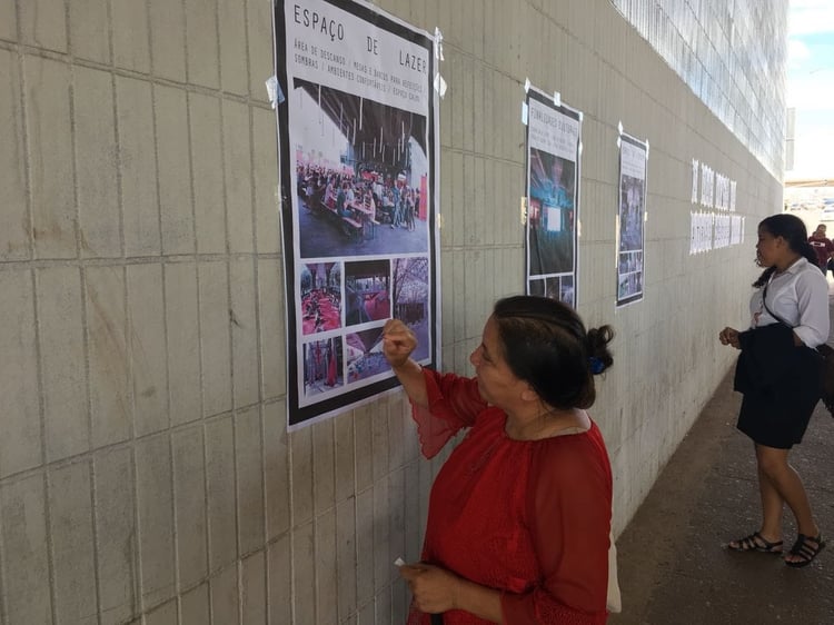 The interactive research activity simulated doors on the exterior wall of the void space, enabling pedestrians to “look into” the space and imagine its use. Visitors were intrigued and contributed feedback o (1)